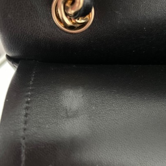 Classic Flap Jumbo Lambskin with Gold Hardware - Picture 11 of 12